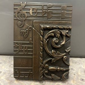 Sid Dickens B10-C, alchemy metal/bronze  memory blocks.